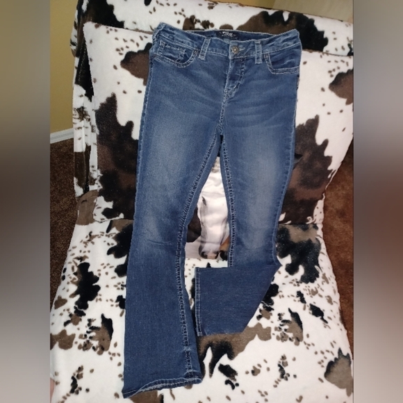 SILVER JEAN COMPANY, WOMENS SIZE 31X30 SLIM BOOT CUT, AIKO. - Picture 2 of 7